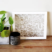 Load image into Gallery viewer, London United Kingdom Papercut Map Art